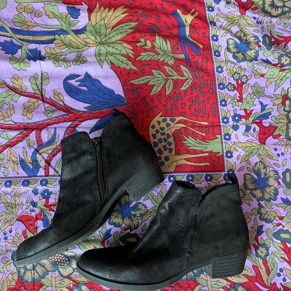 Beautiful Carlos Santana booties